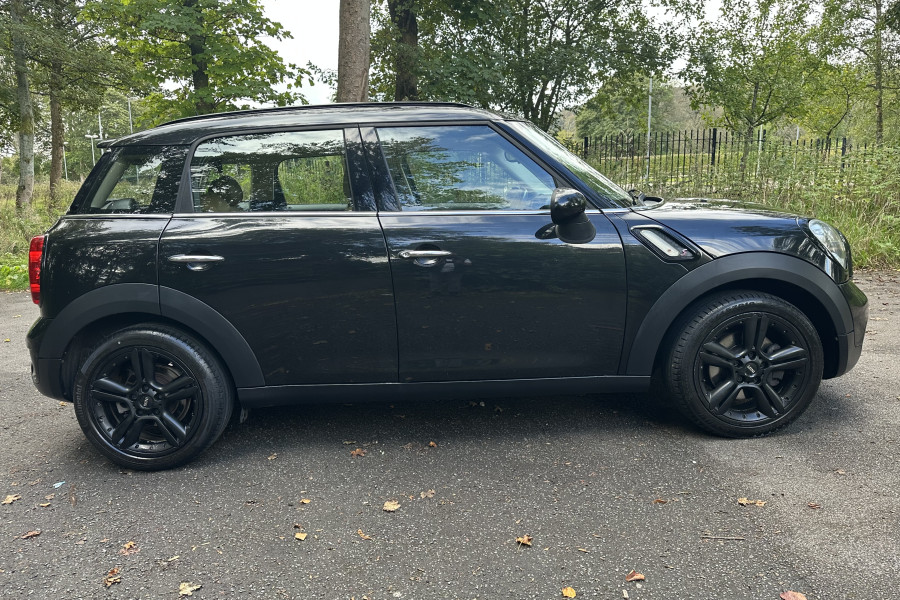 MINI Cooper Countryman 