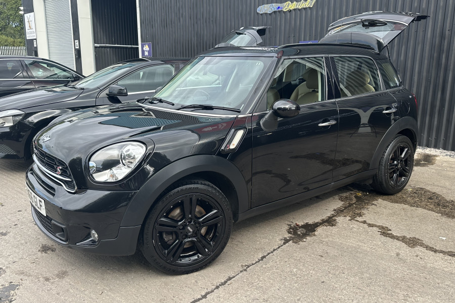 MINI Cooper Countryman 
