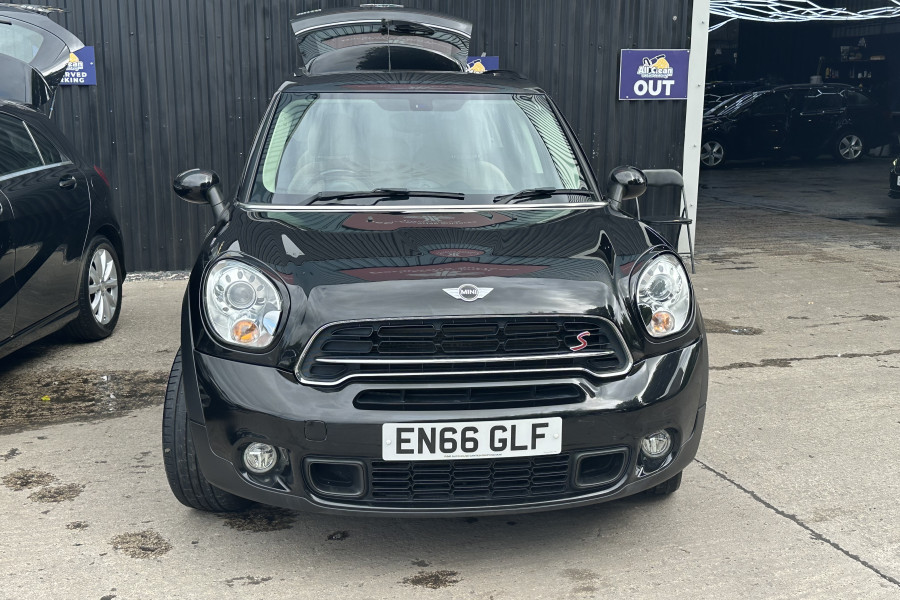 MINI Cooper Countryman 