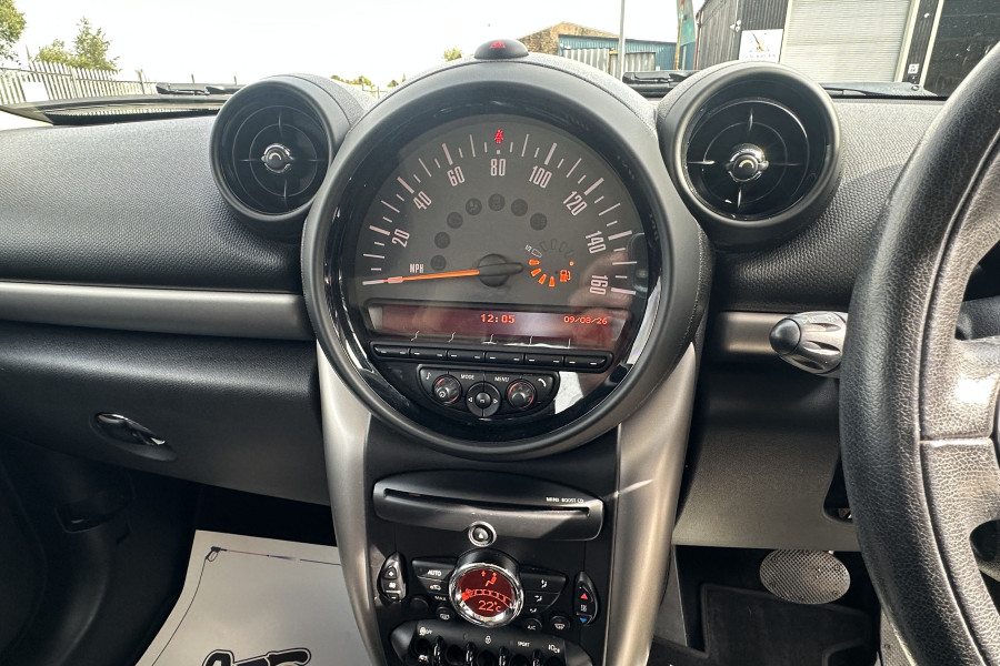 MINI Cooper Countryman 