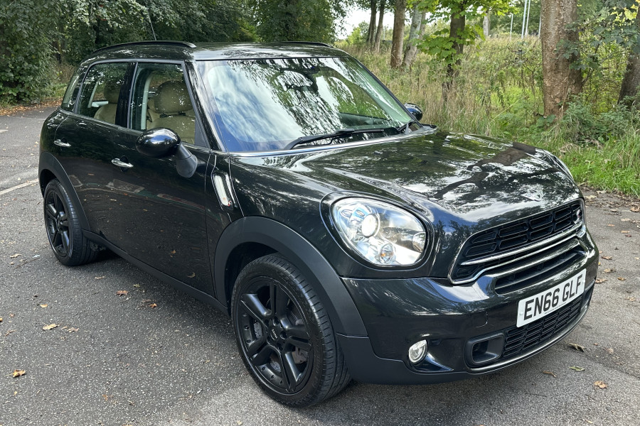 MINI Cooper Countryman 