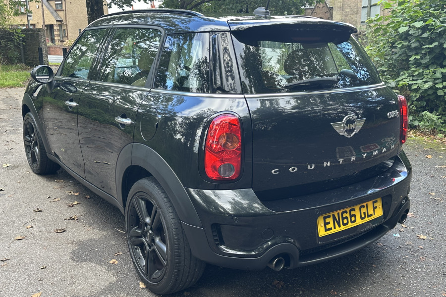 MINI Cooper Countryman 